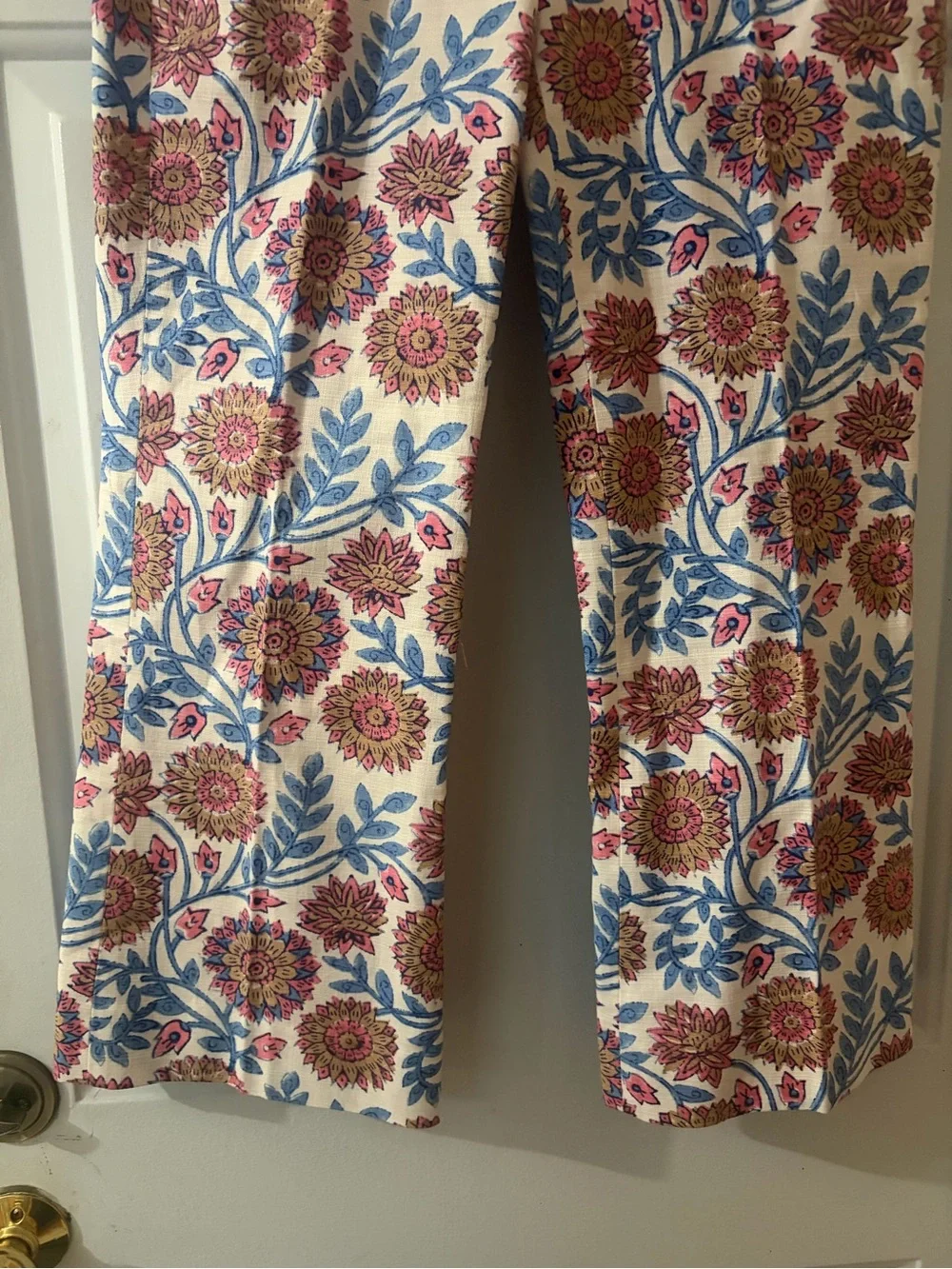 J. Crew Hayden Kick Flare Pants White  With Pink, Gold, Blue Floral Size 6